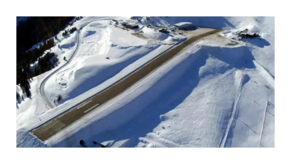 airport-in-the-himalayas